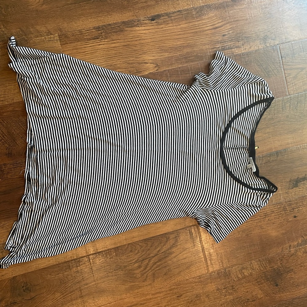 Black and white top
